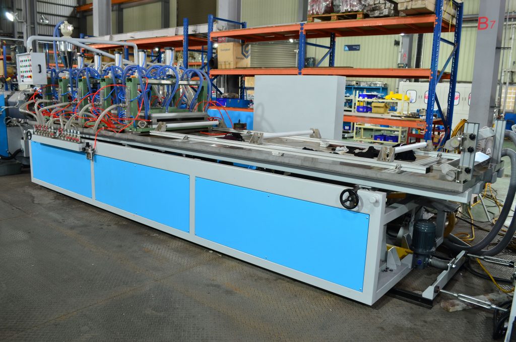 Profile Cooling Calibration Tank Machine For Door Panel