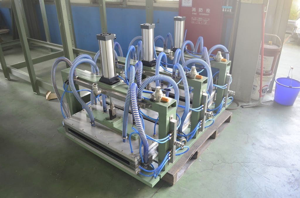 Profile Cooling Calibration Tank Machine for Door Panel